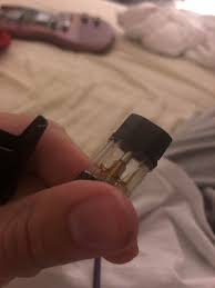 Many vapers who have jumped on the juul craze aren't aware that you can get more mileage from juul pods once. Any Idea How To Get This Leftover Oil On Stiiizy Pods To Vape This Is So Annoying When You Run Out But Oil Is Left On Both Sides Of The Metal Piece
