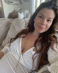 Is it wrong to accept my sister's surrogacy offer?