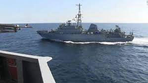 First on CNN: Russian warship &amp;#39;aggressively approached&amp;#39; US destroyer in Arabian Sea - CNNPolitics