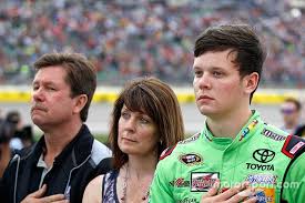 Nascar chairman and ceo brian france released a touching statement, reading, 'nascar extends its condolences to the many friends, fox sports. Father Of Nascar Xfinity Series Star Erik Jones Passes Away