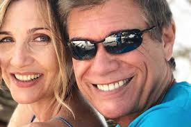 Basti pensare ad alcuni successi: Silvio Testi Marito Lorella Cuccarini Un Legame Speciale E Profondo