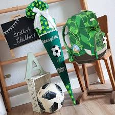 Pin By Www Stoff Schmie De On School Gifts In 2020 School Gifts Diy And Crafts School Bags