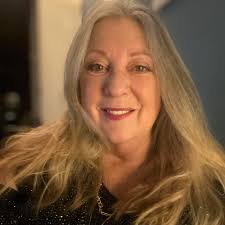 Recommendations for Dog Daycare/Dog Transport/Dog Sitter please ‼️ ASAP ‼️  My family and I have all recently got new jobs and that comes with new time  schedules. My dog Lola goes to