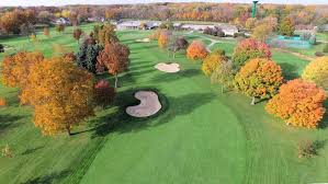 The course rating is 71.2 and it has a slope rating of 118. Spg Green Garden Country Club In Frankfort Illinois