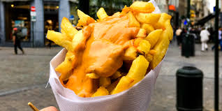 Elle est située dans la commune d'ixelles, au croisement de plusieurs axes importants : Chips French Fries Frites The Best In Brussels Gastrogays