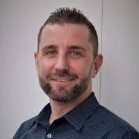 Tony Rizza's Instagram, Twitter & Facebook