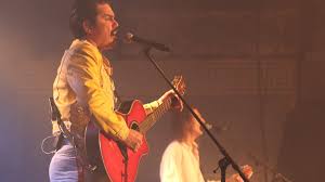 Montserrat caballé), living on my own, the great pretender e muito mais músicas! Freddie Mercury Rockt Die Buhne Im Kurhaus Wiesbaden Lebt