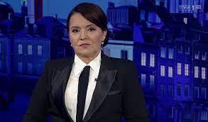 1 · jan 19, 2017. Tvp Ile Zarabia Holecka Jacek Kurski Musi Ujawnic Wynagrodzenie Prezenterow