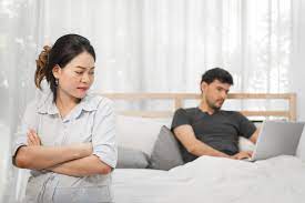 Cheating During Pregnancy Is More Common Than You Think