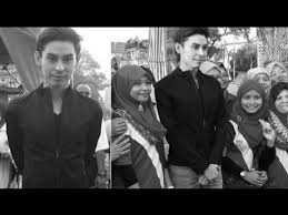 Raja zarith sofiah was born in istana raja muda, teluk anson, on 14 august 1959 as the third child and second daughter of sultan idris shah ii. Pin On Tunku Jalil