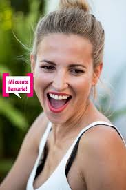 Pillada: Ana Fernández se viste de Zara (y no es el diablo)