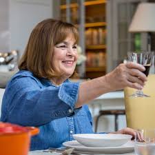 Wondering what to serve for your game day party? Ina Garten S Tips For Having A Cozy Fall Dinner Party Outside Eatingwell