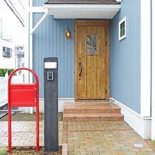 赤いポストが目印の玄関ポーチ 株式会社コグマホーム マイホーム 外観 玄関ポーチ 玄関