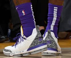 The nike lebron 16 marks an evolutionary step by designer jason petrie. Lebron James Best Nike Lebron 16s This Season Nice Kicks