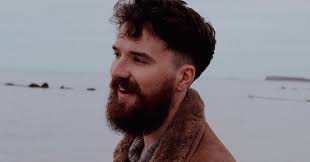 Taylor Roche proves that there are other people out there for you in his  new single, Similar Feeling — Chalkpit Records