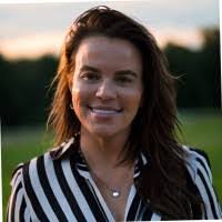 Lydia Gillis's Instagram, Twitter & Facebook