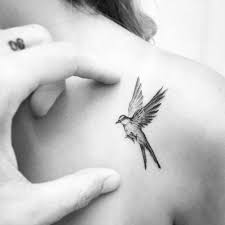 56 Ideen Bird Tattoo Cardinal Beautiful Fur 2019 56 Ideen Bird Tattoo Cardinal Beautiful Fur 2019 Beautiful Beauti In 2020 Beauty Tattoos Tattoos Neck Tattoo
