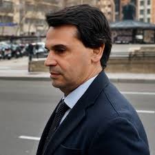 La pareja de Ayuso tendrá que declarar acusado de dos nuevos delitos