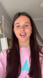 Anna Hiebert's Instagram, Twitter & Facebook