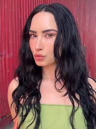 Demi with Anna Wintour and Vera Wang