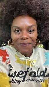 Alicia Sneed's Instagram, Twitter & Facebook