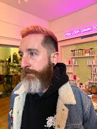 Pink hair of a fave 💞