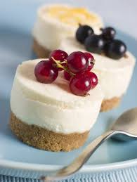 Mini Cheesecakes Quick And Easy Dessert Blissfully Domestic Mini Cheesecakes Mini Desserts Desserts