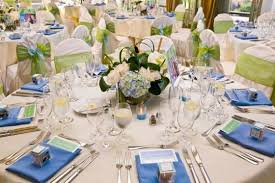 Avoid a traffic jams in the line at your buffet, and set up the table for a successful casual dinner. Wedding Table Setting For Buffet Dinner Latest Buffet Ideas
