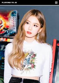 Yu Ju Cherry Bullet Kpop Wiki Fandom In 2020 Kpop Girls Alternative Outfits Kpop Girl Groups