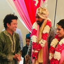 While in 2015, delhi daredevils dropped him after he went for 30 runs off three overs in his maiden outing, in the 2016 edition, he went for 49 runs in his only. Krunal Pandya Wedding Hardik Pandya Wedding