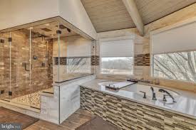 This house was built in 1995 for a publishing executive, and it was already pretty loaded when wentz made it his own. Carson Wentz S New Jersey House Is For Sale If You Ve Got 1 7 Million Laying Around Crossing Broad