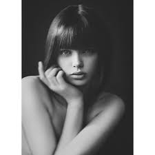 Black And White Pictures Of Women S Faces With Value Pin On Face