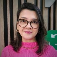 70+ "Érica C." profiles