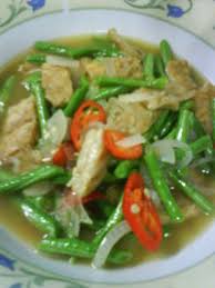 Sajikan tumis kacang panjang tempe selagi hangat. Sayur Kacang Panjang Dgn Tempe Myresipi