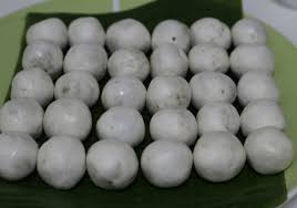Tepung ini bersifat liat dan kenyal, sehingga sangat cocok digunakan nah, ternyata tepung ubi jalar ini bisa dijadikan alternatif tepung terigu juga, lho, dan bisa kamu gunakan untuk membuat kue. Resepi Kuih Tepung Jagung