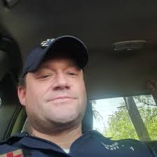 It's officially catfishing season for me! We found them in 2ft of water and  they were hungry! Using Shad for bait 930-230pm  https://linktr.ee/bigrichfish