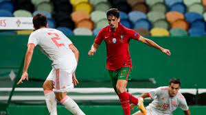 Full squad information for portugal, including formation summary and lineups from recent games, player profiles and previous lineup from portugal vs luxembourg on tuesday 30th march 2021. Portugal And Fc Barcelona Youngster Trincao Gives His Opinion On The Cristiano Ronaldo Vs Lionel Messi Debate