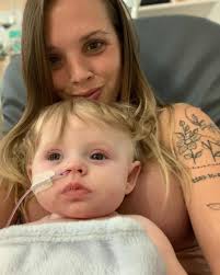 Je veux simplement ce qu'il y a de mieux pour notre fils. » Liam est né au  Costa Rica avec une thalassémie majeure, une condition qui empêche son  corps de produire