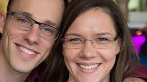 Benjamin und Kerstin Graf starten trotz Pandemie schwungvoll in  evangelischer Kirchengemeinde Oberlahnstein: Schwungvoller Start in der  Kirchengemeinde: Pfarrer-Ehepaar beendet kurze Vakanz