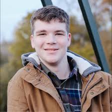 Anyone have any reccomenadtions for cheap apartments outside of flamingo??  I'm wanting to stay after my program ends but have no clue where to start!!  Any tips <33 (Picture so it doesn't