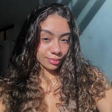 Veronica Dumas's Instagram, Twitter & Facebook