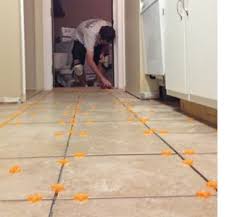 Home Dzine How To Tile A Kitchen Floor How To Lay Tile Bathroom Floors Diy Kitchen Flooring
