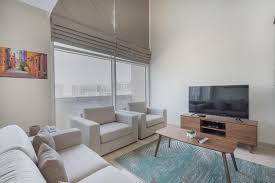 $1650/month first and last month required letter of employment credit report hydro is not this beautiful, bright and spacious 4 bedroom loft apartment is located on the third floor of a quiet and well maintained three story walkup building on. Modern Duplex Loft Apartment 1 Dubai Uae Booking Com
