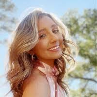 Mallory Holman's Instagram, Twitter & Facebook