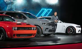 Explore the 2021 dodge durango srt® models: 2021 Dodge Durango Srt Hellcat Debuts As The World S Most Powerful Suv Auto Freak
