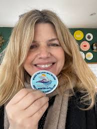 Skins ice swim this morning 🥶🥶 if Patrick Lacey can do it in budgie  smugglers then I thought I should at least try! It was challenging!  🥶🥶🥶🥶🥶