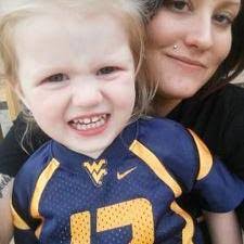 Courtney Blosser's Instagram, Twitter & Facebook