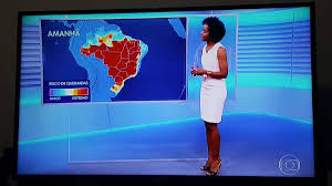 Naomi campbell and brazilian journalist maju coutinho for vogue brazil may 2016. Maju Coutinho Volta A Chamar Capital De Cuiabrasa No Jornal Nacional Reportermt