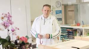 Wir freuen uns, dass sie auf unsere praxis aufmerksam geworden sind und dass sie sich für unsere hausärztlichen leistungen interessieren. Warum Bremen Beim Impfen Nicht Mehr Spitze Ist 46 Dosen Fur 3000 Patienten Regional Bild De