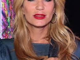 Sonja Kern's Instagram, Twitter & Facebook